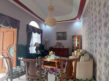 Rumah dijual Lokasi Sangat Strategis di Soekarno Hatta Kota Malang