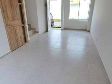 Venta de casa en conjunto llanos de calibio