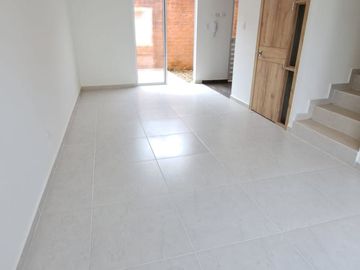 Venta de casa en conjunto llanos de calibio