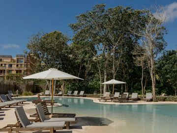THE VILLAGE 2 BEDROOM PLAYA DEL CARMEN