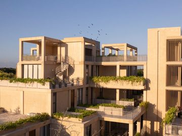 THE VILLAGE 2 BEDROOM PLAYA DEL CARMEN