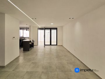 En venta casa a estrenar al sur de la ciudad de Loja aplica a crédito VIP