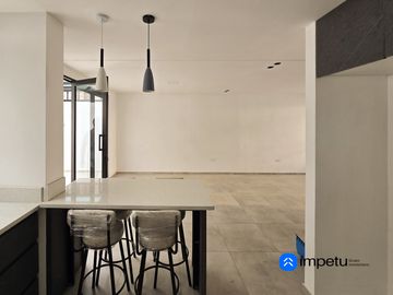 En venta casa a estrenar al sur de la ciudad de Loja aplica a crédito VIP