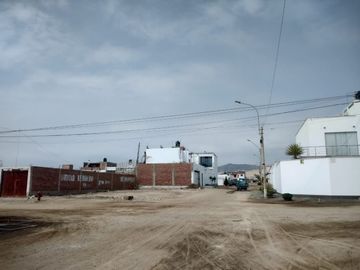 POR OCACION SE VENDE TERRENO EN PUNTA NEGRA CERCA A LA PLAYA