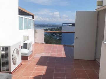 Casa con vista al lago de TEQUESQUITENGO
