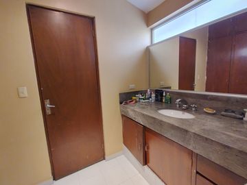 CASA EN VENTA COL. CLAVERÍA