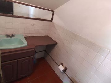 CASA EN VENTA COL. CLAVERÍA