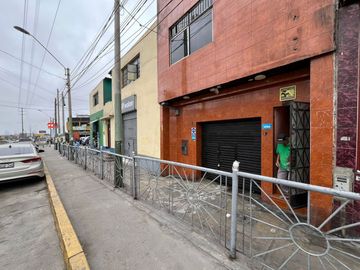 Se alquila local comercial en zona centrica de chorrillos