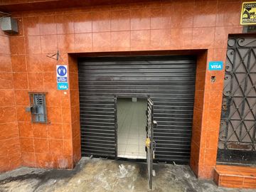 Se alquila local comercial en zona centrica de chorrillos