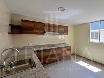 DEPARTAMENTO A ESTRENAR DOS PARQUEADEROS EN VENTA EL INCA QUITO