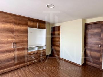 DEPARTAMENTO A ESTRENAR DOS PARQUEADEROS EN VENTA EL INCA QUITO