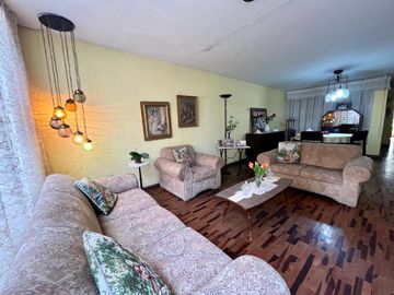 Vendo Amplia Casa Funcional De 2 Pisos A 2 Cdras De Faucett San Miguel