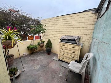 Vendo Amplia Casa Funcional De 2 Pisos A 2 Cdras De Faucett San Miguel