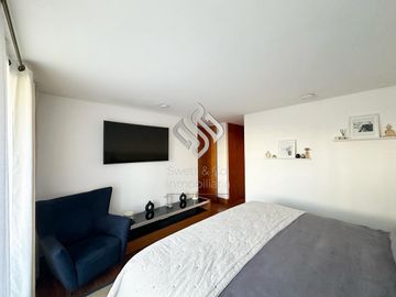 Se Vende Departamento 3 Habitaciones 3 Baños 2 Estacionamientos