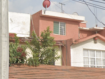 Casa En Venta En Ciudad De Mexico AL SUR DE LA CIUDAD EN XOCHIMILCO MUY BIEN UBICADA PRECIO DE REMATE BANCARIO!!!!