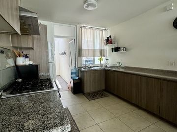 CASA AMPLIA EN VENTA EN COTO MAGNOLIA, RANCHO SANTA MONICA AGS