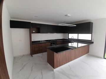 CASA EN VENTA LOMAS DE ANGELOPOLIS SAN ANDRES CHOLULA PUEBLA