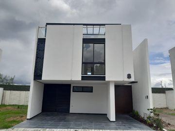 CASA EN VENTA LOMAS DE ANGELOPOLIS SAN ANDRES CHOLULA PUEBLA