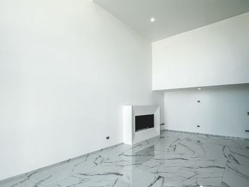 CASA EN VENTA EN PARQUE GRAN RESERVA.