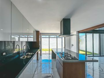 CASA EN VENTA EN PARQUE GRAN RESERVA.