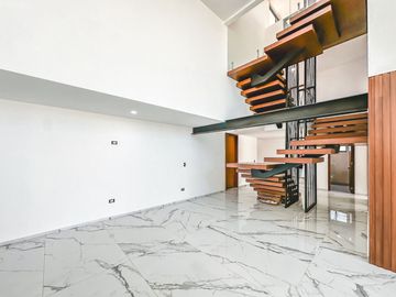 CASA EN VENTA EN PARQUE GRAN RESERVA.