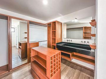 CASA EN VENTA EN PARQUE GRAN RESERVA.