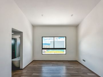 CASA EN VENTA EN PARQUE GRAN RESERVA.