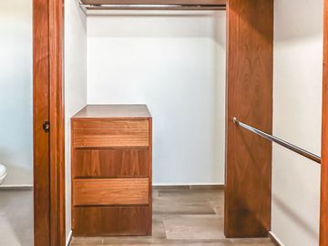 CASA EN VENTA EN PARQUE GRAN RESERVA.