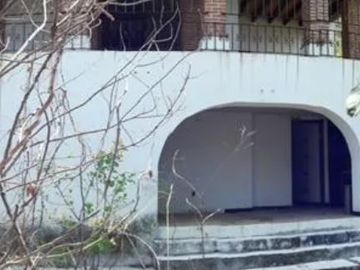 Venta de Amplia Casa, Col. San Gaspar, Jiutepec Mor.