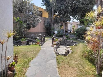VENDO ESPACIOSA CASA EN SOL DE LA MOLINA