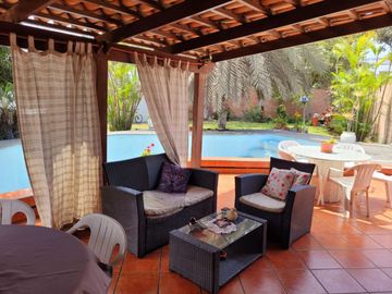 VENDO ESPACIOSA CASA EN SOL DE LA MOLINA
