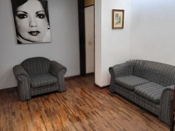 VENDO ESPACIOSA CASA EN SOL DE LA MOLINA