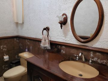 VENDO ESPACIOSA CASA EN SOL DE LA MOLINA