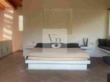 Venta de casa en el centro de Avandaro.