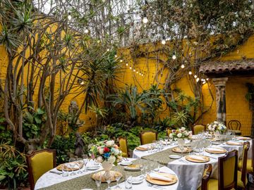SE VENDE HOTEL BOUTIQUE Y RESTAURANTE EN MIRAFLORES ( PRECIO NEGOCIABLE)