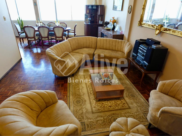 Casa independiente de venta en Monjas Jardín del Valle