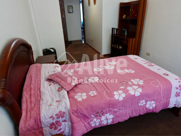 Casa independiente de venta en Monjas Jardín del Valle
