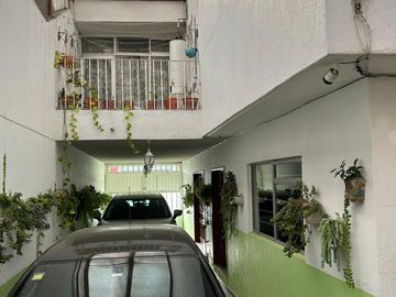 CASA EN VENTA EN LA PAZ EN CALLE TLAXCO