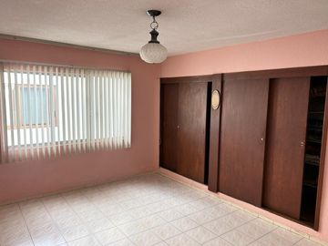 CASA EN VENTA EN LA PAZ EN CALLE TLAXCO