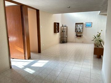 CASA EN VENTA EN LA PAZ EN CALLE TLAXCO