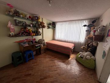 CASA con 318 m² de Terreno - CARLECEN - NORTE DE QUITO
