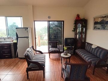VENDO CASA DE CAMPO CON AMPLIO TERRENO, EN CONJUNTO PRIVADO, PEDRO VICENTE MALDONADO