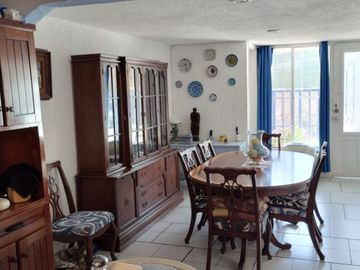 Venta De Casa En Condominio Con Jardín Y Alberca En Casa Blanca, Burgos, Temixco