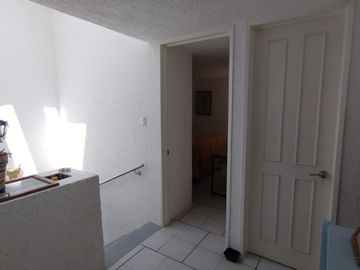 Venta De Casa En Condominio Con Jardín Y Alberca En Casa Blanca, Burgos, Temixco