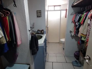Venta De Casa En Condominio Con Jardín Y Alberca En Casa Blanca, Burgos, Temixco