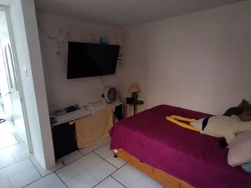 Venta De Casa En Condominio Con Jardín Y Alberca En Casa Blanca, Burgos, Temixco