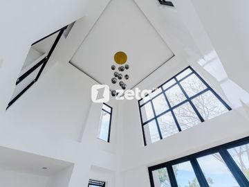 Newly built 3-Storey House & Lot