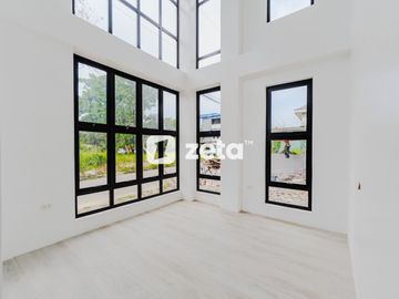 Newly built 3-Storey House & Lot