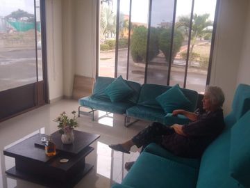 VENDO CASA DE PLAYA EN URBANIZACION PRIVADA, MIRADOR SAN JOSE, MANTA