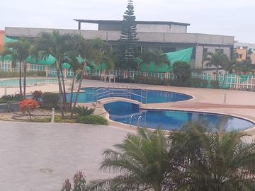 VENDO CASA DE PLAYA EN URBANIZACION PRIVADA, MIRADOR SAN JOSE, MANTA